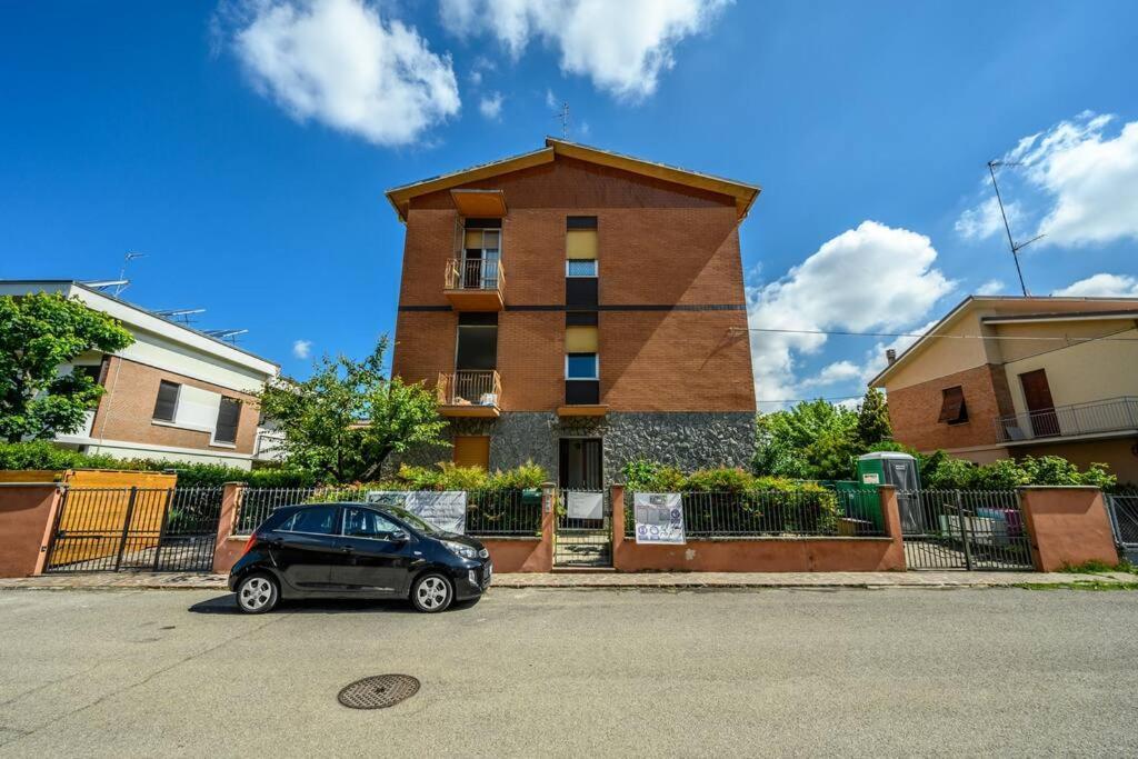 Ferienwohnung Parking&Wifi Free / Hesperia Groundfloor Oasis Modena Exterior foto