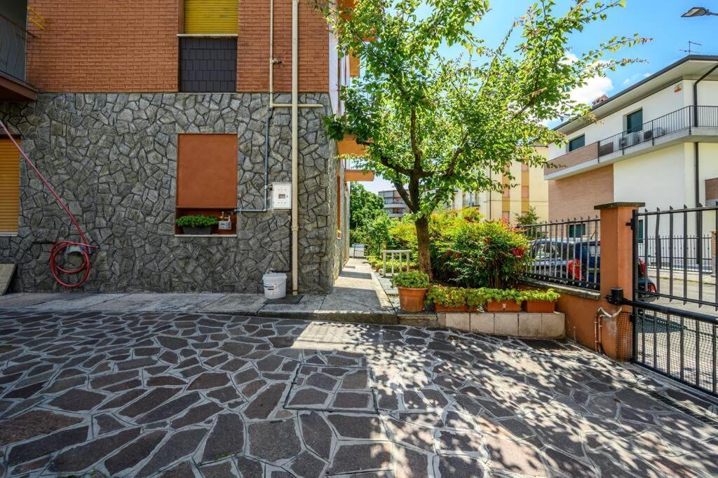 Ferienwohnung Parking&Wifi Free / Hesperia Groundfloor Oasis Modena Exterior foto